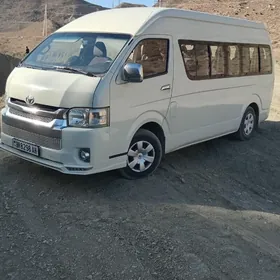 Toyota Hiace 2012