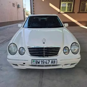 Mercedes-Benz E430 2001