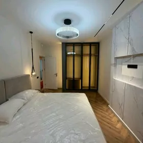 Mir 1 3 komnat 1 etaj