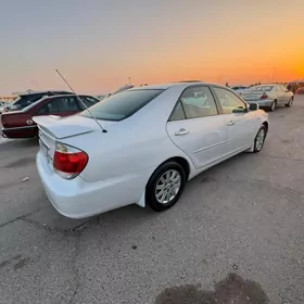 Toyota Camry 2005