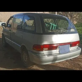 Toyota Previa 1991