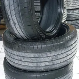 235 45 18 BRIDGISTON