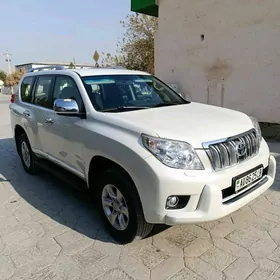 Toyota Land Cruiser Prado 2013