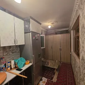 11 мкр 2 комнаты