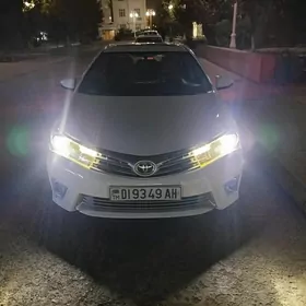 Toyota Corolla 2015