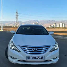 Hyundai Sonata 2011