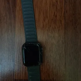 Apple watch 4