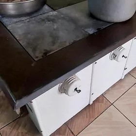 elektro plita 3 fazda işleýär