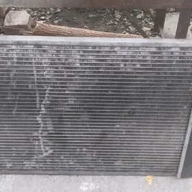 водяной радиатр corolla 2010