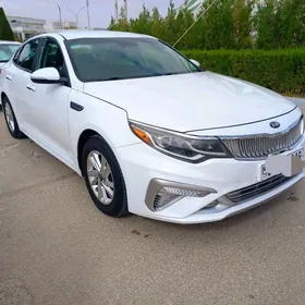 Kia Optima 2019