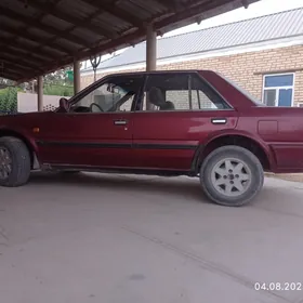 Nissan Bluebird 1987