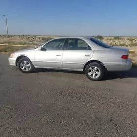 Toyota Camry 2001