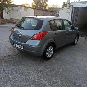 Nissan Versa 2009