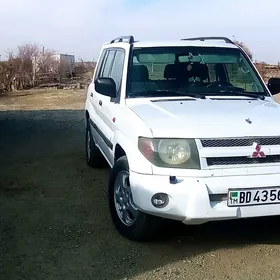 Mitsubishi Pajero 1999