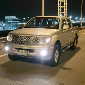 Nissan Navara 2013