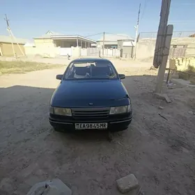 Opel Vectra 1990