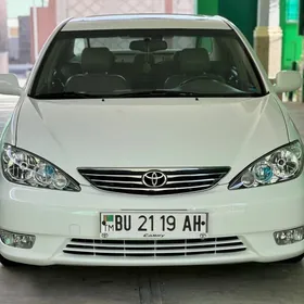 Toyota Camry 2005