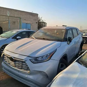 Toyota Highlander 2022