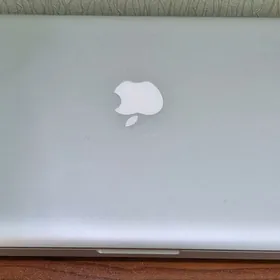 APPLE MACBOOK PRO