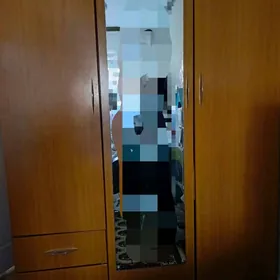 шифонер и гладильный стол мебе