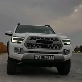 Toyota Tacoma 2018