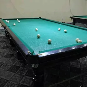 бильярдный стол