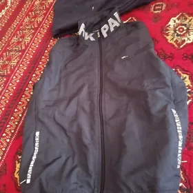 спортивные костюмы