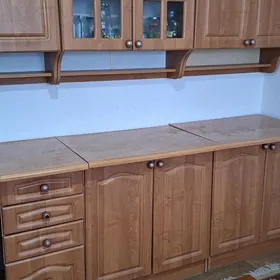 кухня гарнитур