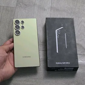 Samsung S25 Ultra. 16/1TB