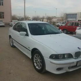 BMW 528 2003