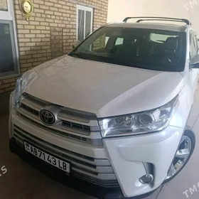 Toyota Highlander 2019