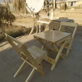 Ýygnalýan stol stul