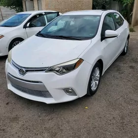 Toyota Corolla 2015