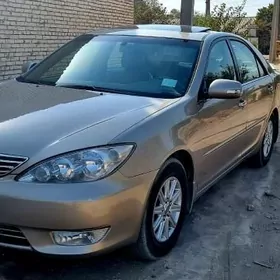Toyota Camry 2004