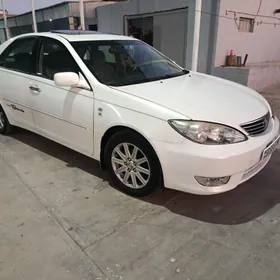 Toyota Camry 2005