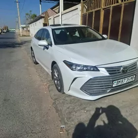 Toyota Avalon 2020