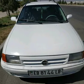 Opel Astra 1996