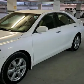 Toyota Camry 2011