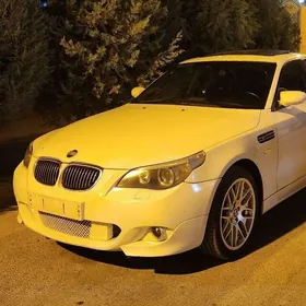 BMW E60 2003