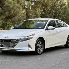 Hyundai Elantra 2021