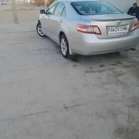 Toyota Camry 2010