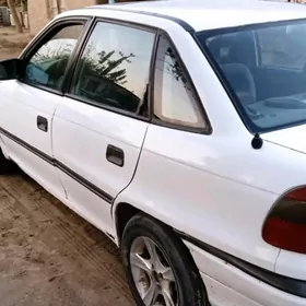 Opel Astra 1992