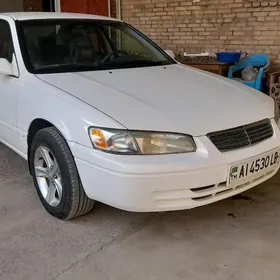 Toyota Camry 1998