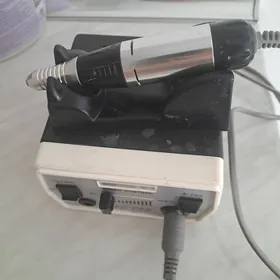 маникюрный аппарат