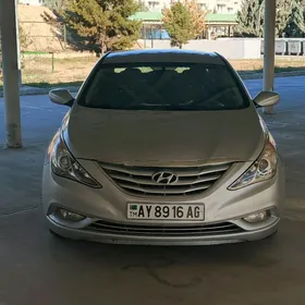 Hyundai Sonata 2011