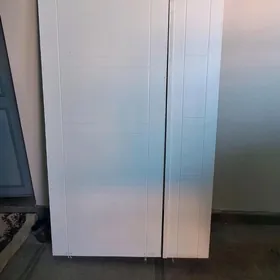 Emdief gapy iki acylyan