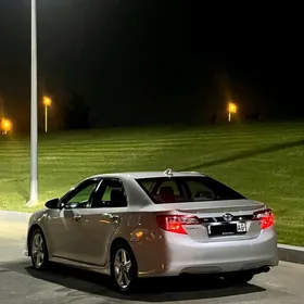 Toyota Camry 2013