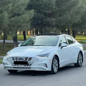 Hyundai Sonata 2021