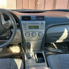 Toyota Camry 2011