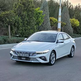 Hyundai Elantra 2024